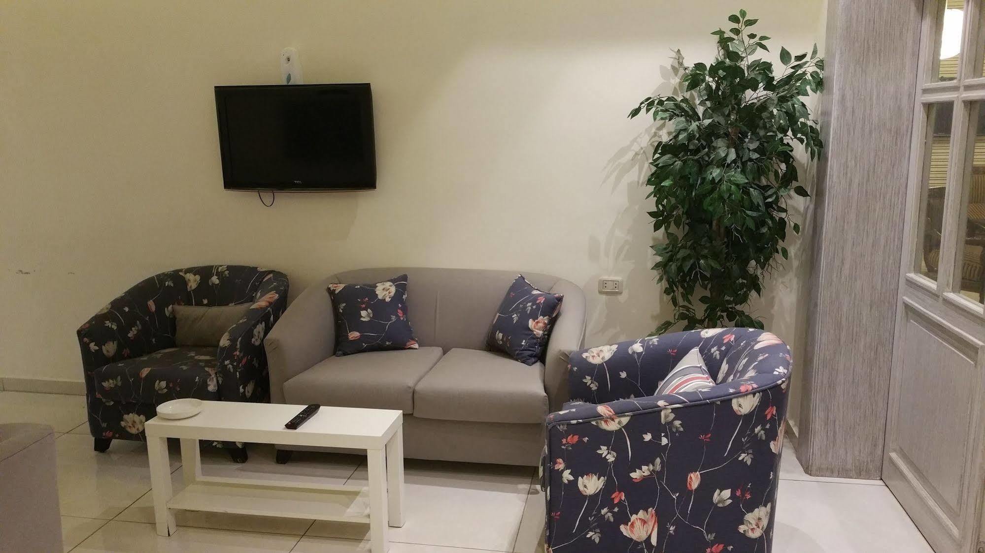 Alballouti Hotel Suites Amman Dış mekan fotoğraf