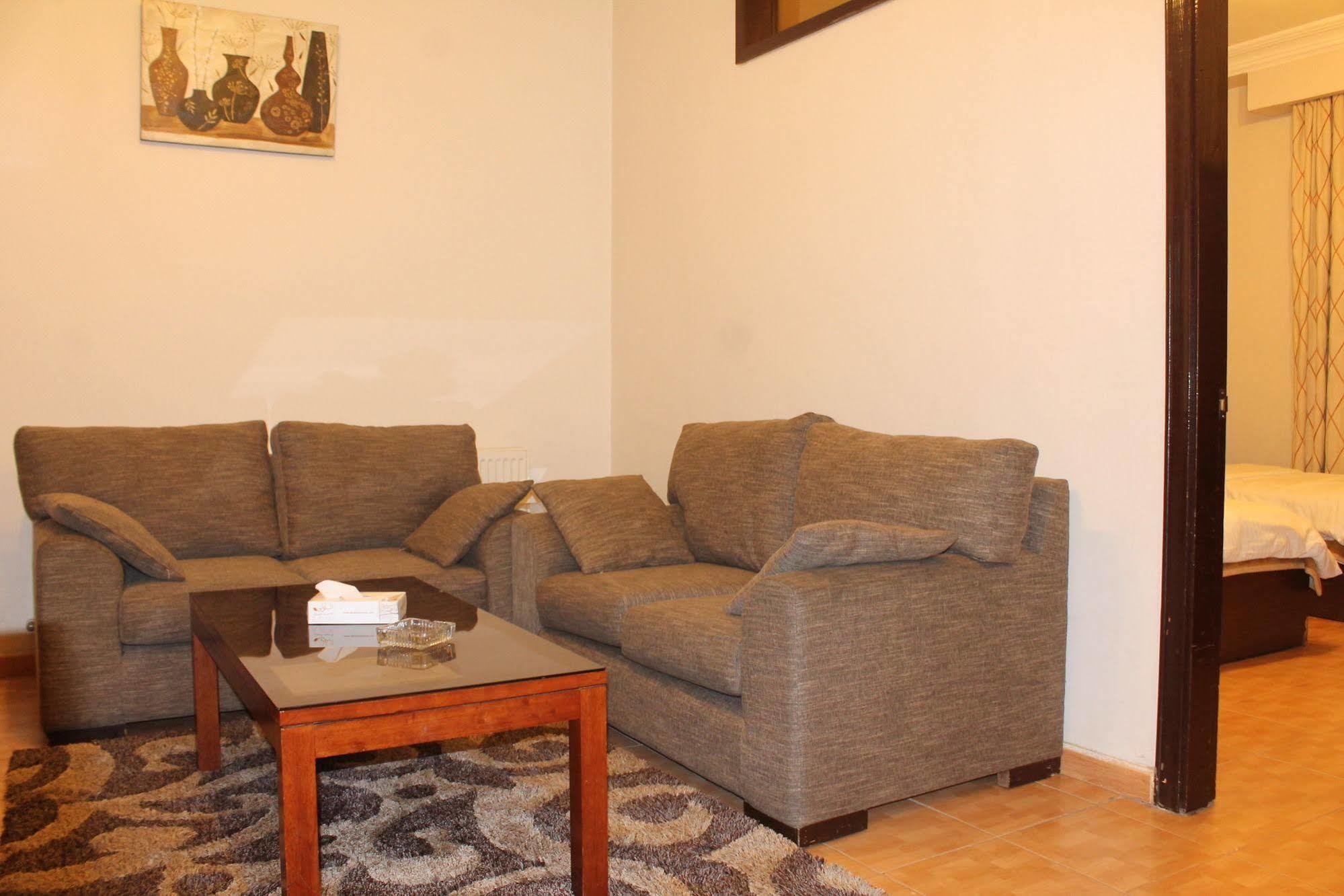 Alballouti Hotel Suites Amman Dış mekan fotoğraf